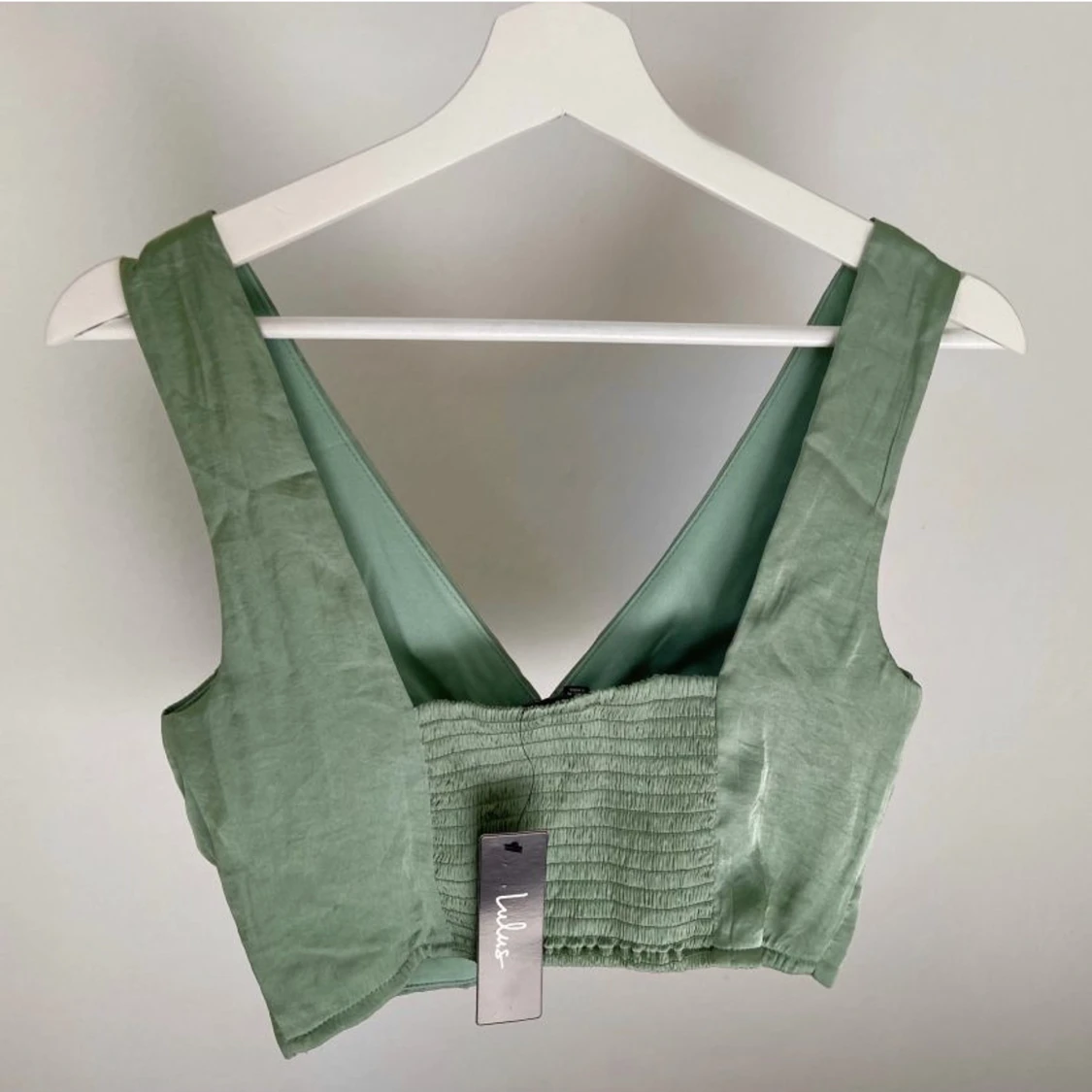 Sagegrön sidentopp  - 91