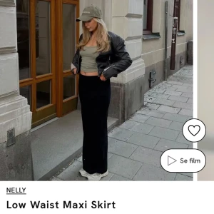 Low waist maxi skirt  - Lågmidjad lång kjol som inte passade mig i stilen. 