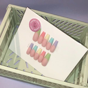 Lösnaglar  - Lösnaglar 71kr ink💕