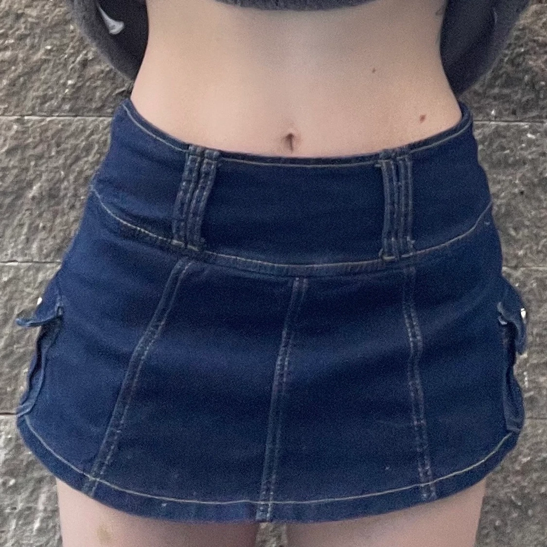 Y2K-inspirerad jeanskjol - 90