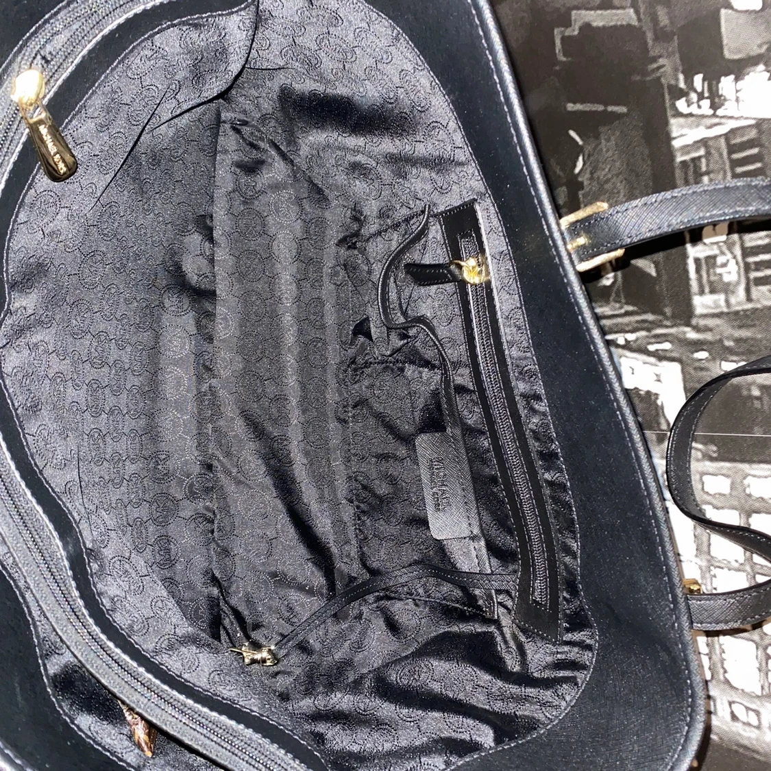 Michael Kors väska  - 91