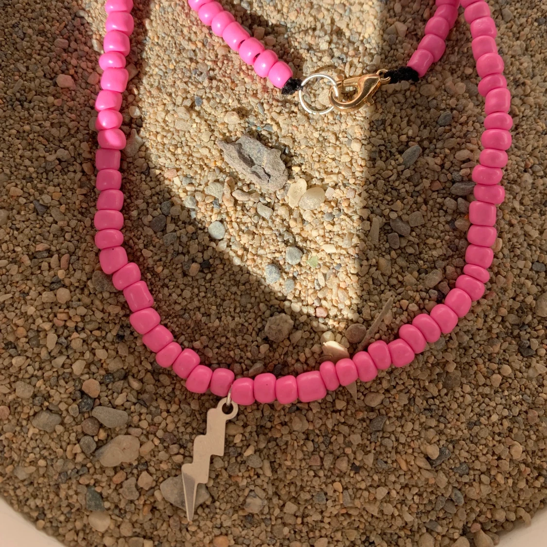 Handmade halsband med blixt💖⚡️
