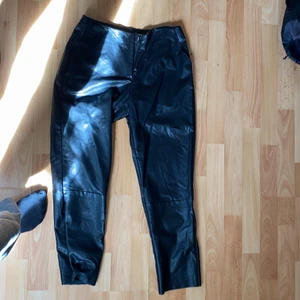 Skinnbyxor - Raka skinnbyxor från vero Moda