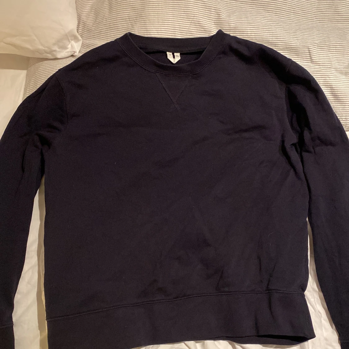 French terry sweatshirt mörkblå - Arket - 90