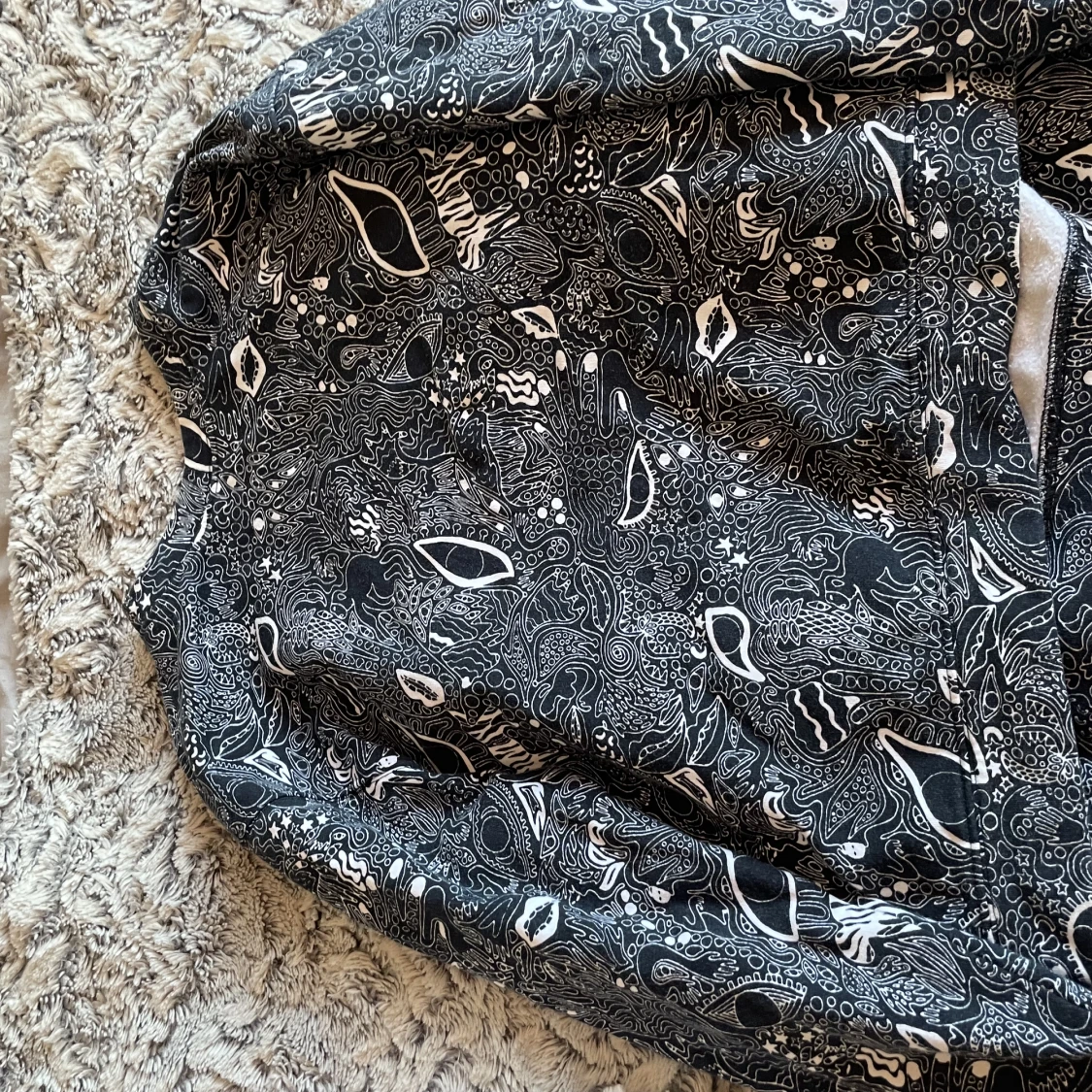 Cool sweatshirt 🖤 - 91