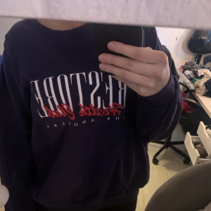 Sweatshirt med tryck - Fint skick!