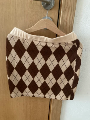 SHEIN kjol stl 134 - Fin rutig tight kjol