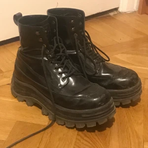 EYTYS x hm skor - Eytys skor! Skick som på bilden. Ny sula. Storlek 42  Pris kan diskuteras Möts i Stockholm 