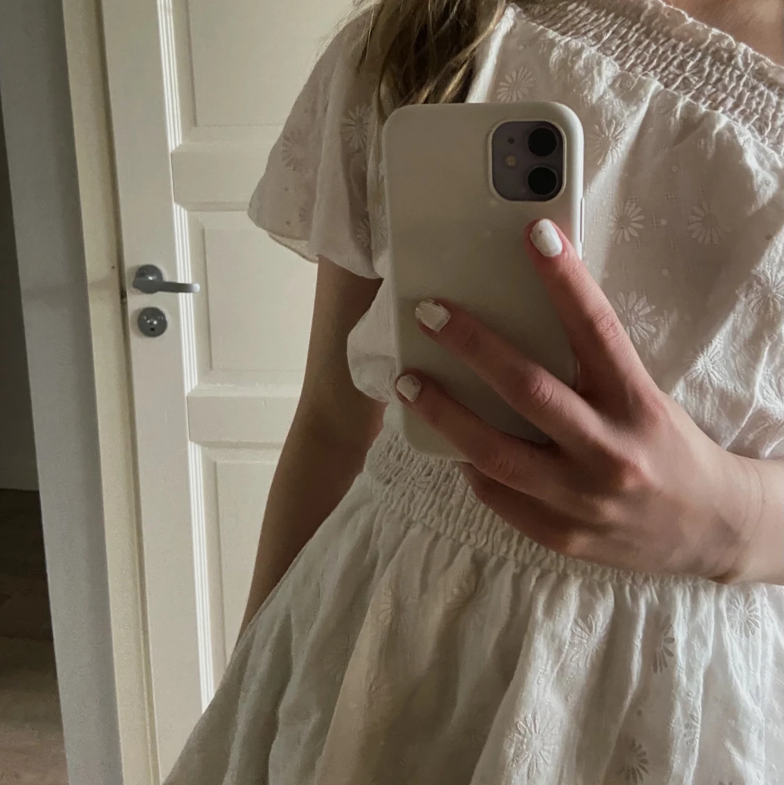 Vit sommarklänning  - 90