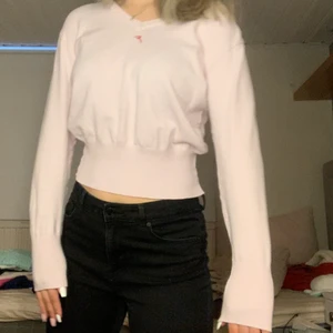 rosa CHERVO långärmad tröja storlek M - En jättefin chervo tröja ljusrosa. Knappt andvänd 