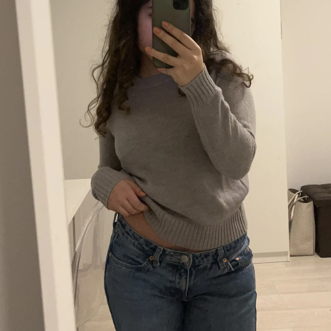 Grå stickad tröja  - 90