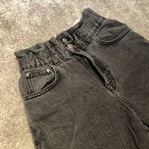 Snygga gråa jeans 👖 