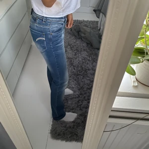 G-star jeans  - Så snygga jeans från G-star, Lågmidjade o i Fint skick👍🏼🤍 500 + frakt 📦 