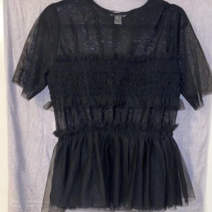 Svart Topp - Aldrig Använd Köparen står för frakt🌸
