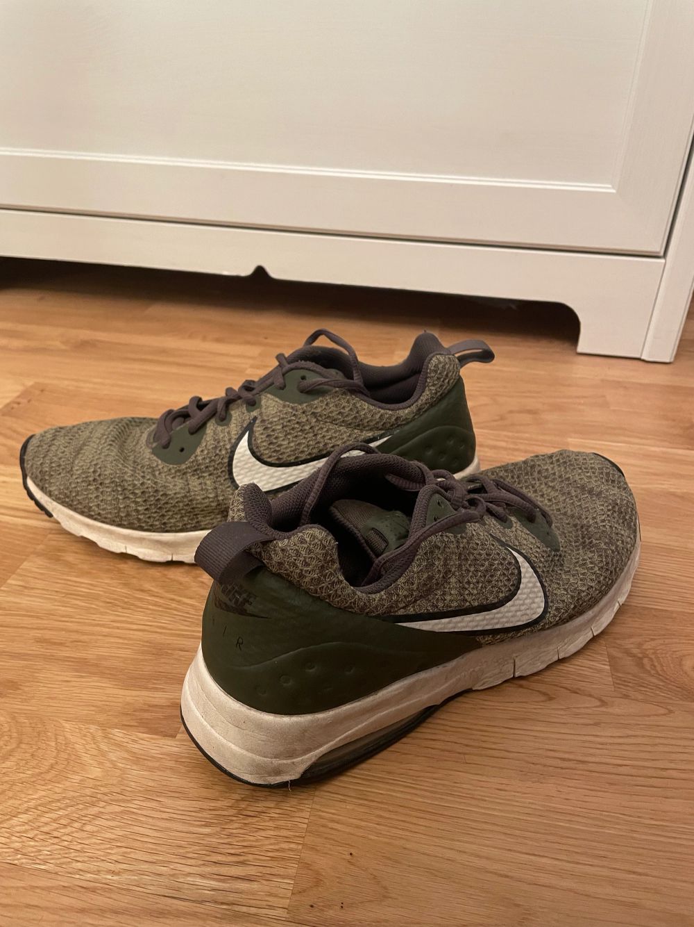 Grön Nike Skor - Nike | Plick Second Hand
