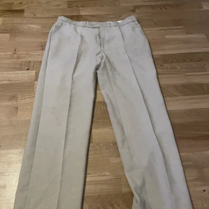 Kostymbyxor  - Sköna kostymbyxor, skriv för mer bilder och info😊