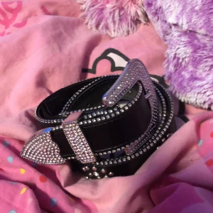 Bb belt nyskick!  - Snyggt bälte i nyskick! 