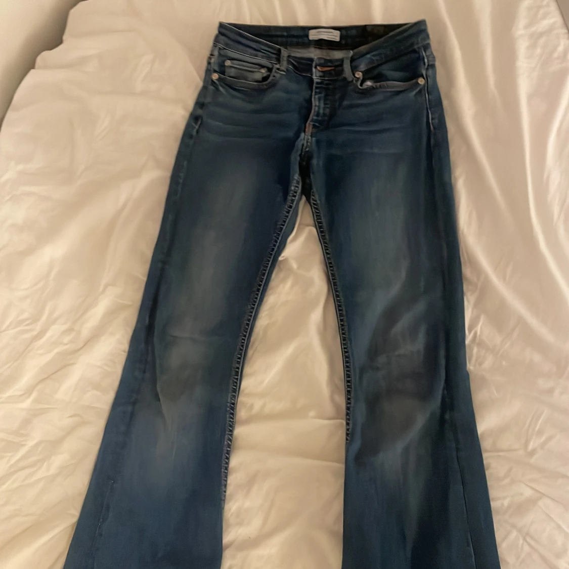 Lågmidjade blå jeans