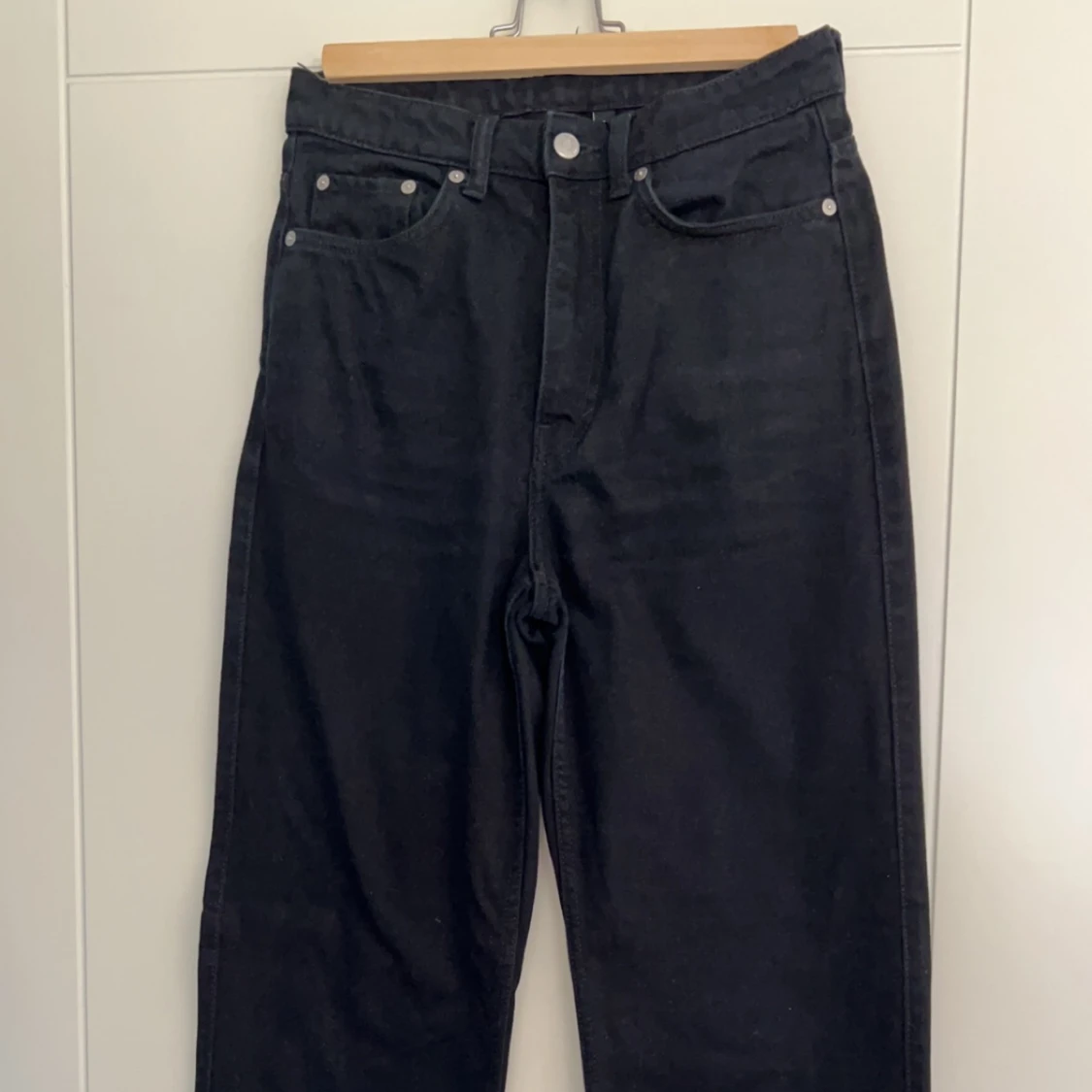 Svarta jeans weekday