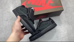 Jordan 1 travis scott phantom - Finns i olika storlekar Fri frakt  Box, kvitto och dustbag medföljer! DM för intresse 