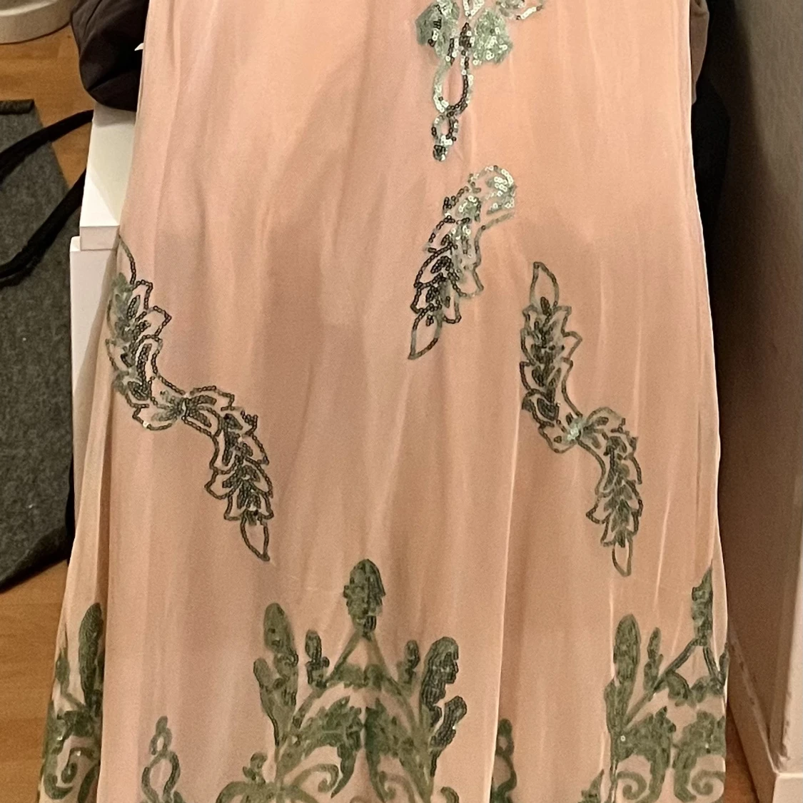 En festklänning som har alldrig använt  - 91