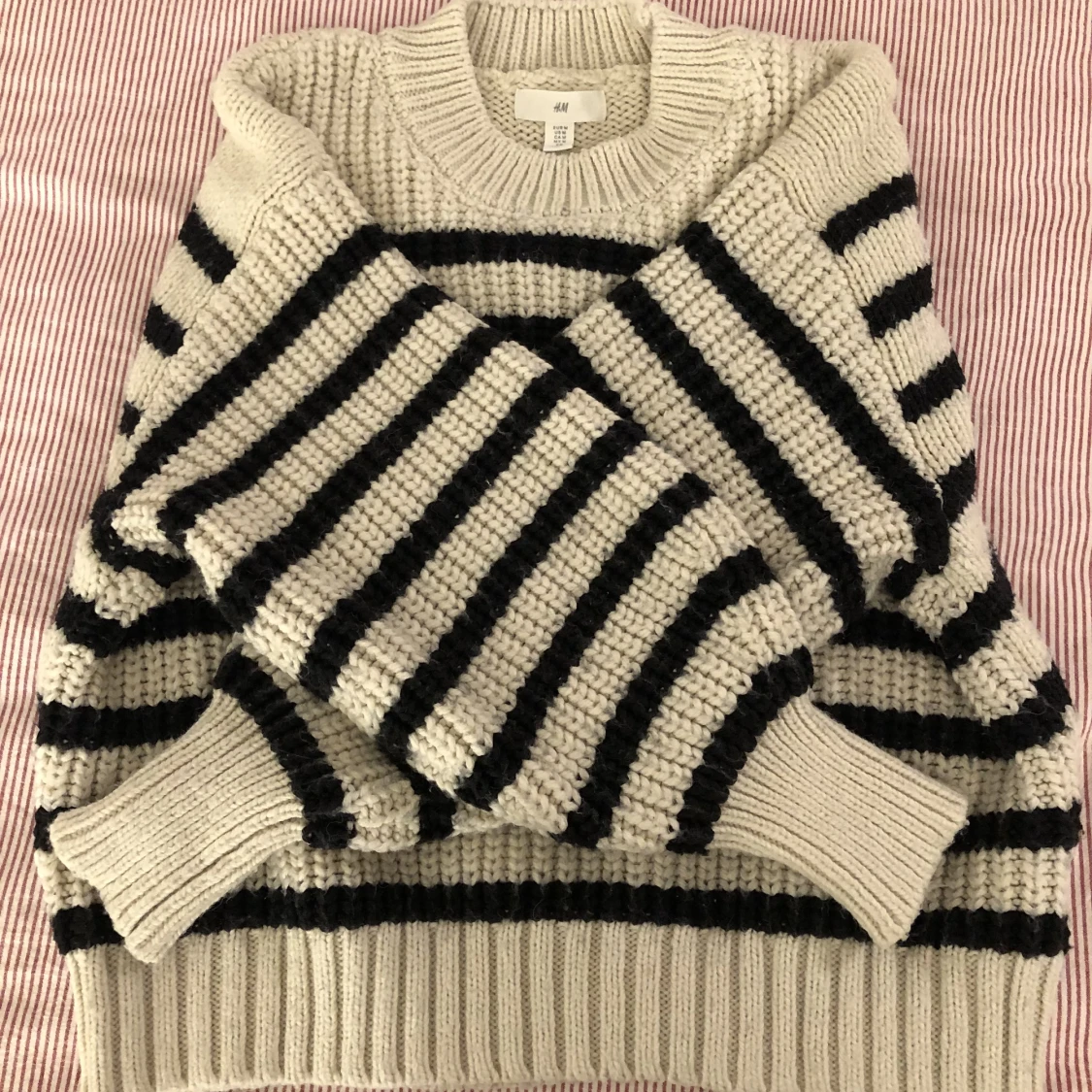 Randig stickad tröja  - 91
