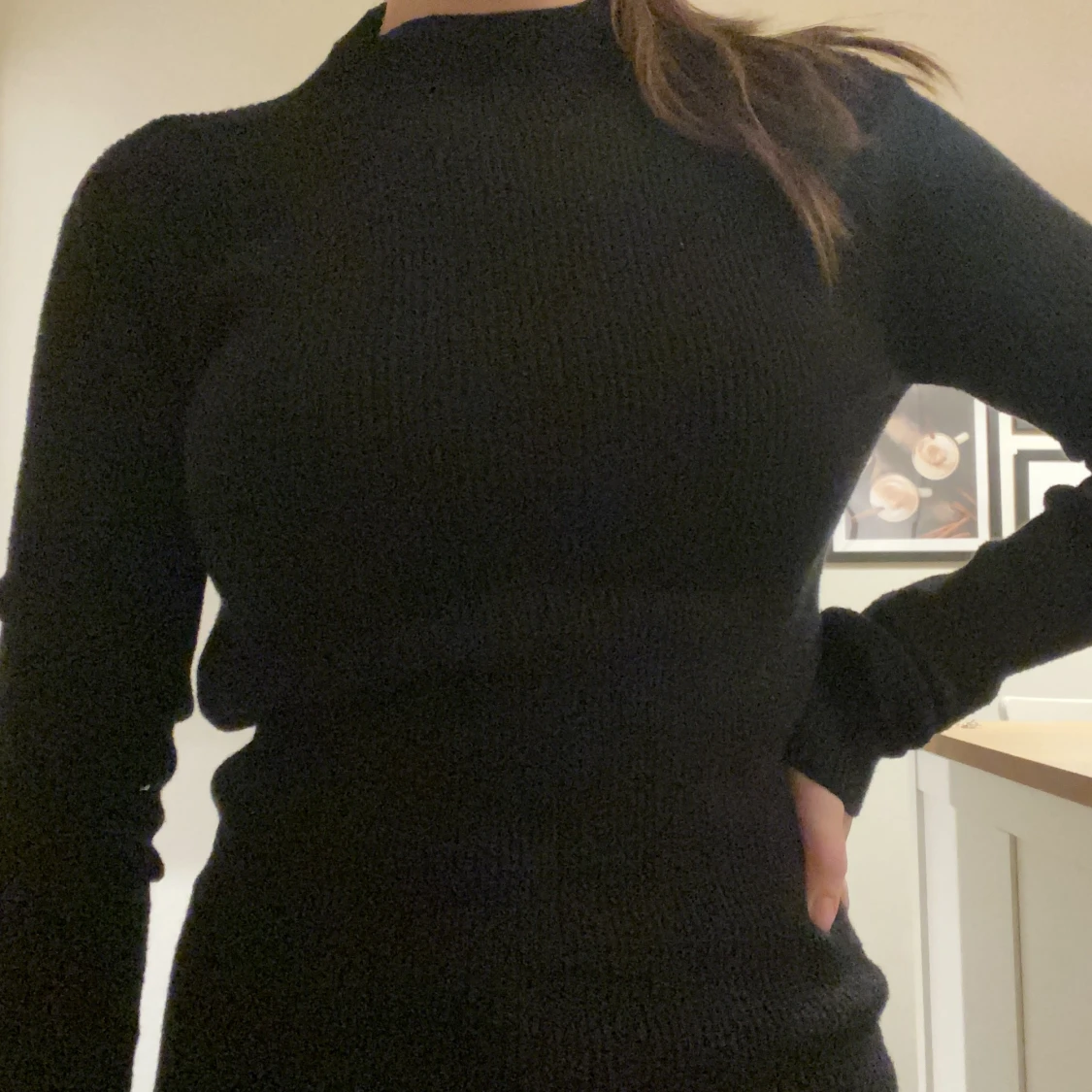 Svart tröja med öppen rygg - 90