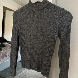 Tröja från Bershka  - Fint tröja 