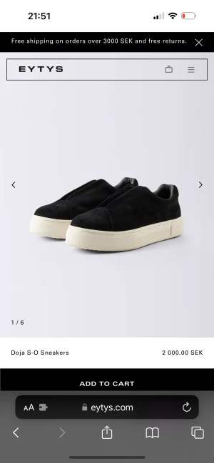 Eytys  - Säljer dessa eytys som jag köpte för 2000 i NK förra året som jag knappt använt eftersom dom var ej i min stil och kunde ej returnera dom, storlek 38 men passar mig som har 39 i nuläget. Skokartong och allt annat finns med! Skriv privat för privata bilder