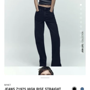 Helt oanvända jeans// Zara - Storlek 40 (väldigt små i storleken så passar mer 36-38) Helt oanvända! 💗💗