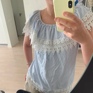 Söt topp - Köpt utomlands så inget märkte, men super söt och fin! Passar s-m ❣️❣️