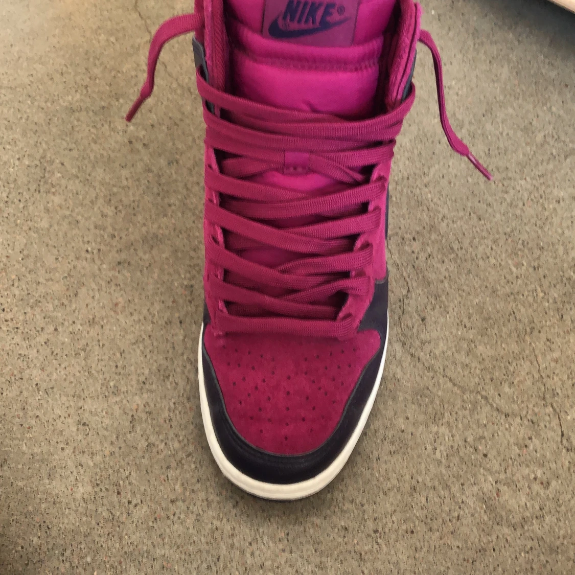 GRATID FRAKT! Hej säljer mina dunk high eftersom jag inte passar i dem - 90