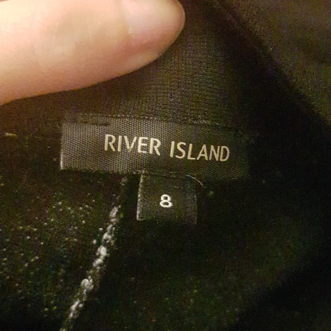 Svart och grå klänning - 91