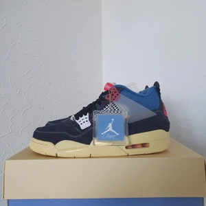 WTS Nike Air Jordan 4 Retro "Union" Off Noir - WTS Nike Air Jordan 4 Retro "Union" Off Noir Storlek: US 8 | W US 9,5 |  EU 41 | 👟 Skick 10/10 DS BIN: 7000kr