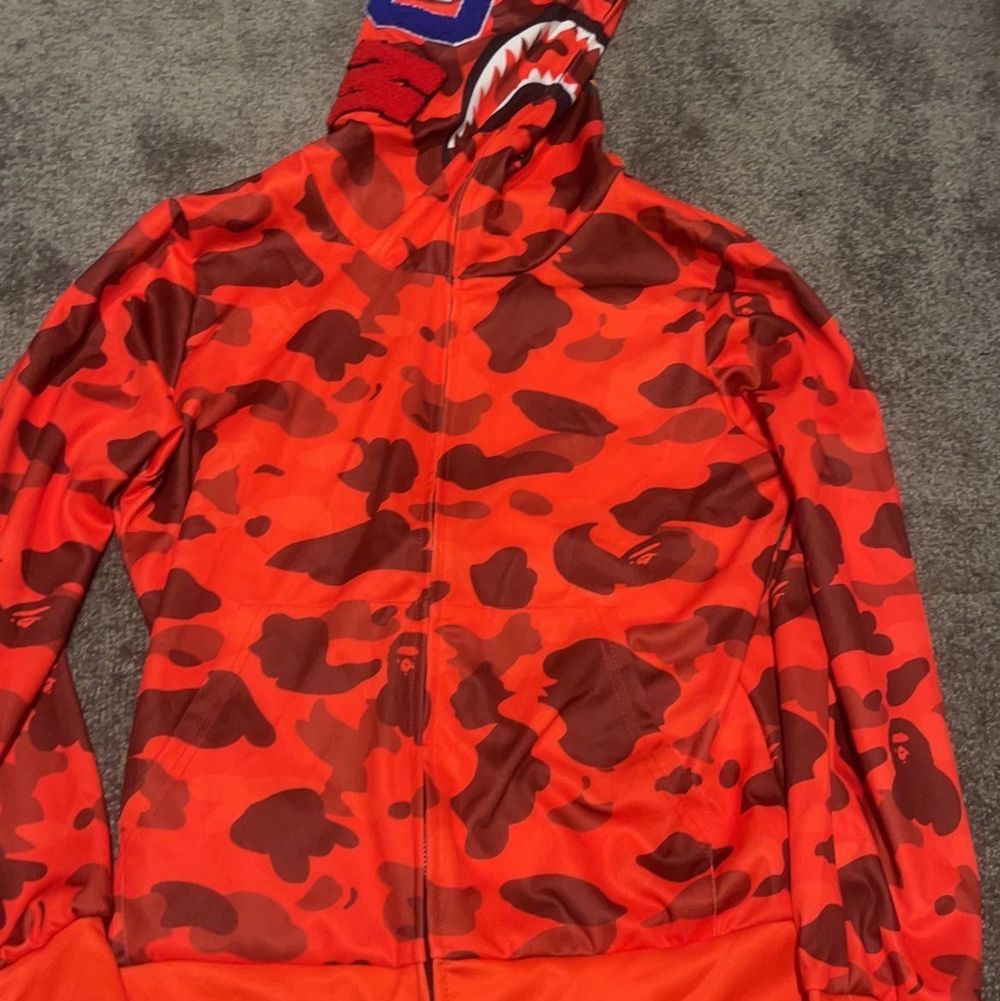Bape hoodie deals second hand