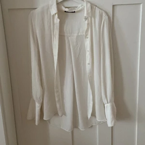 Vit skjorta - Något år gammalt, fint skick