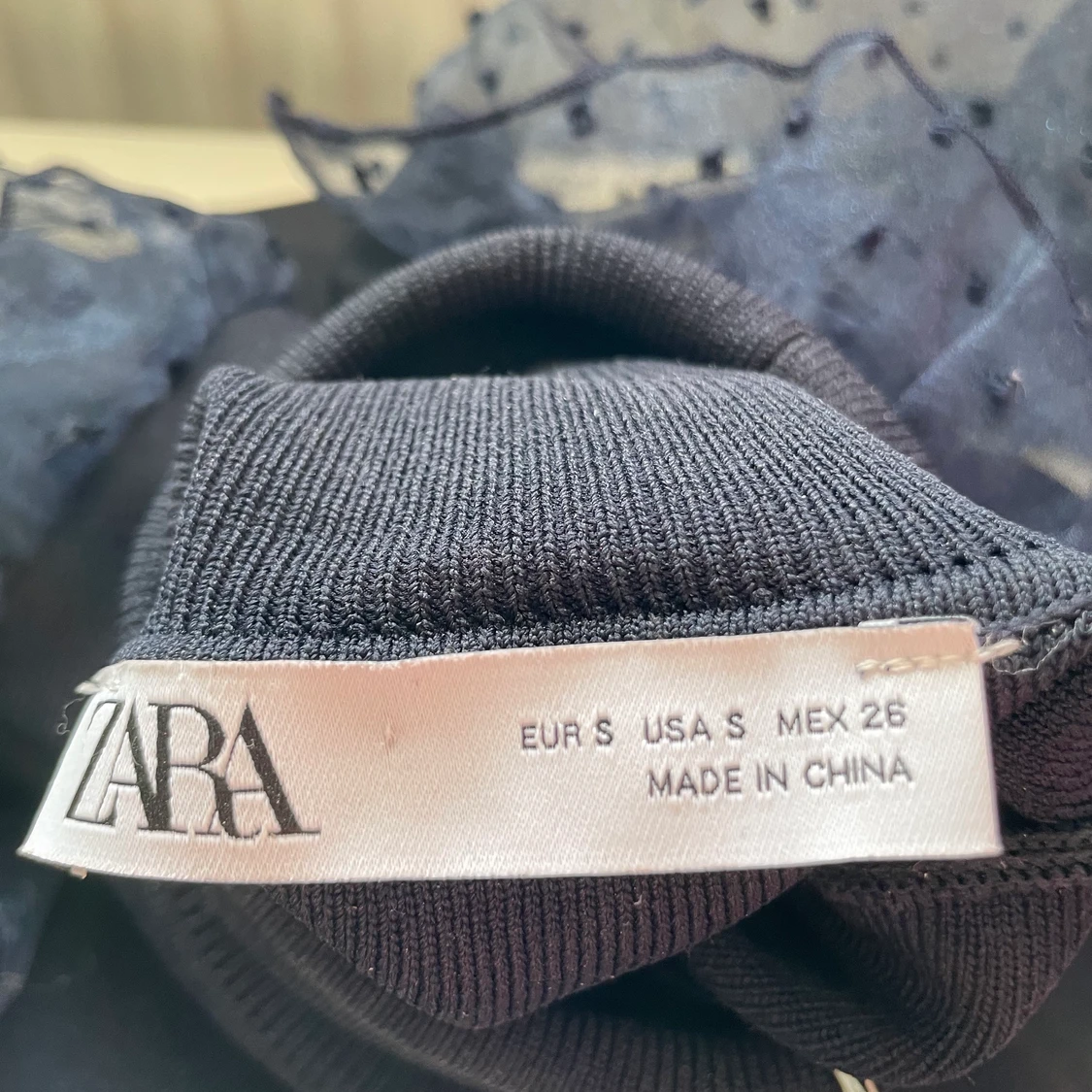Jättefin festlig topp från Zara - 91