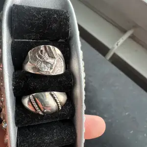 Två stycken äkta silver ring mycket fint skick. Första ring 299kr andra 250kr 16kr frakt