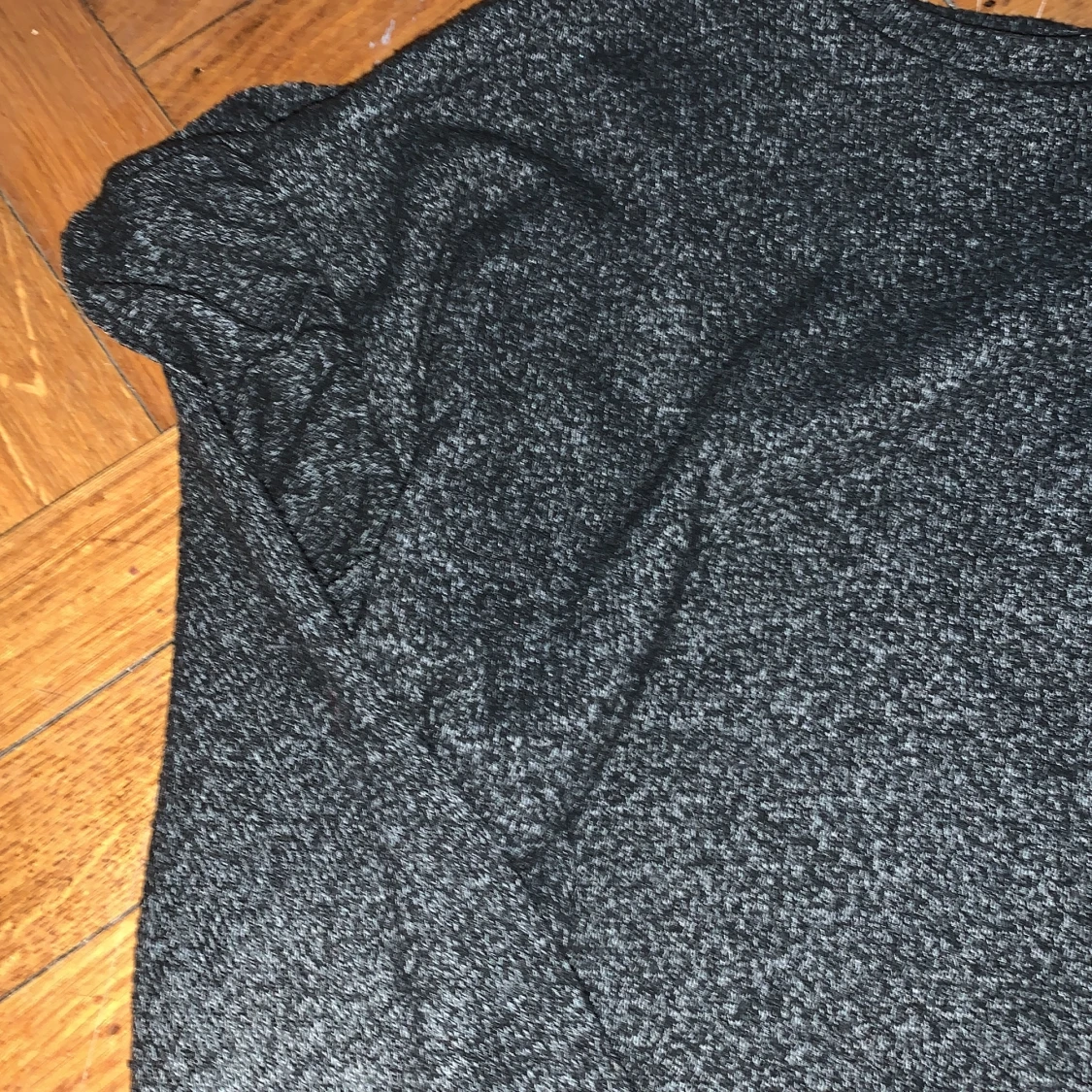 Mörk grå tröja - 90