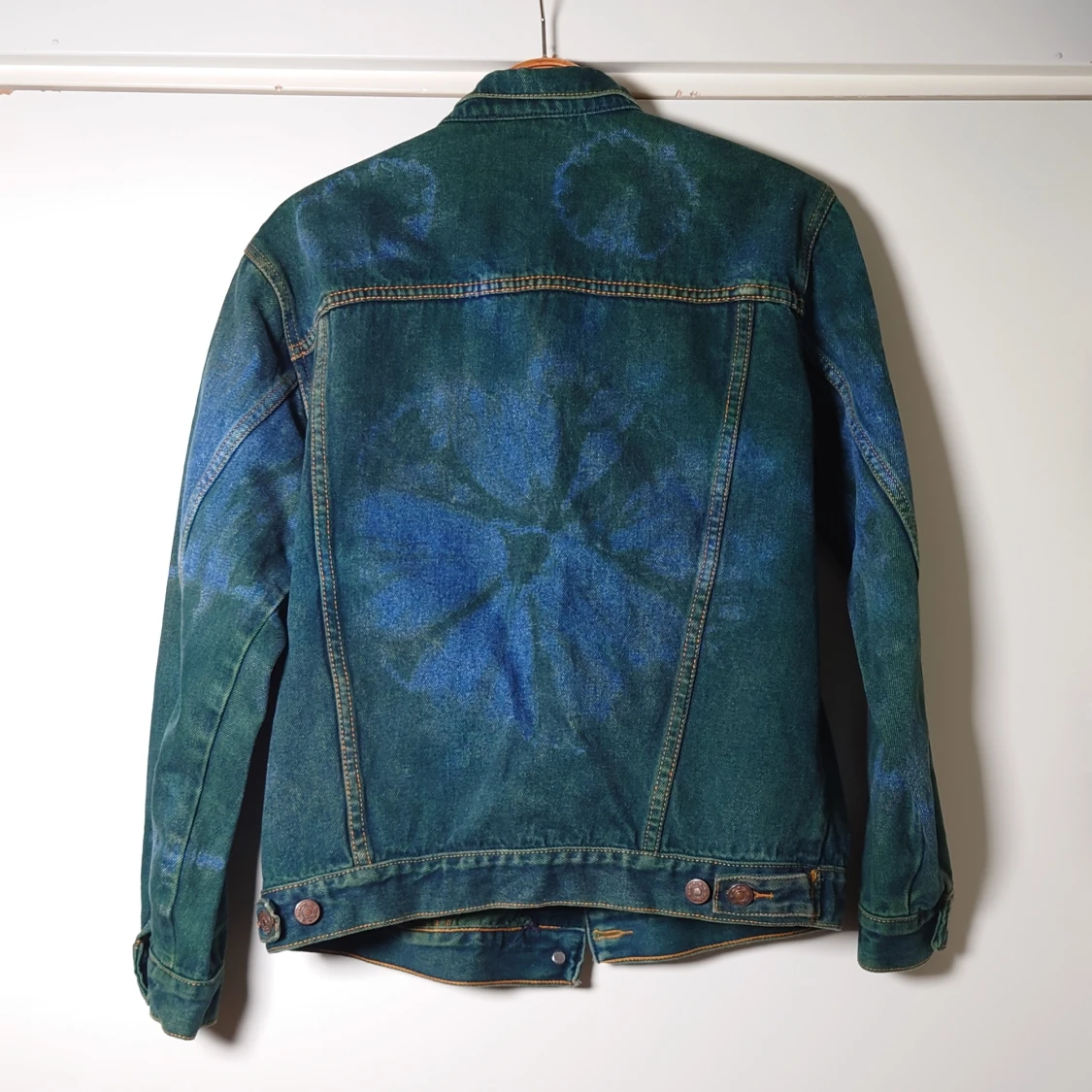 Jeansjacka med batik - 90