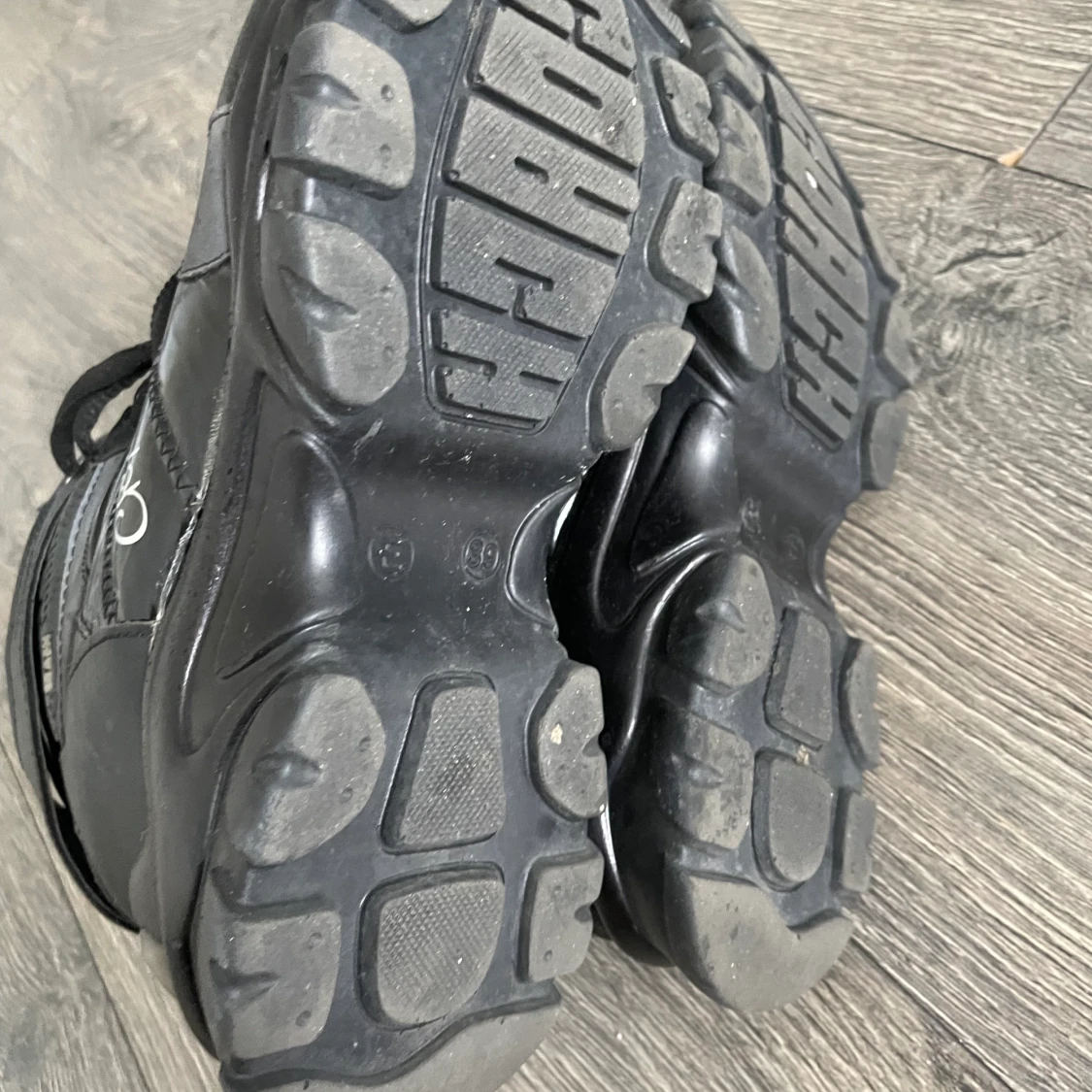 Snygga sneakers  - 90