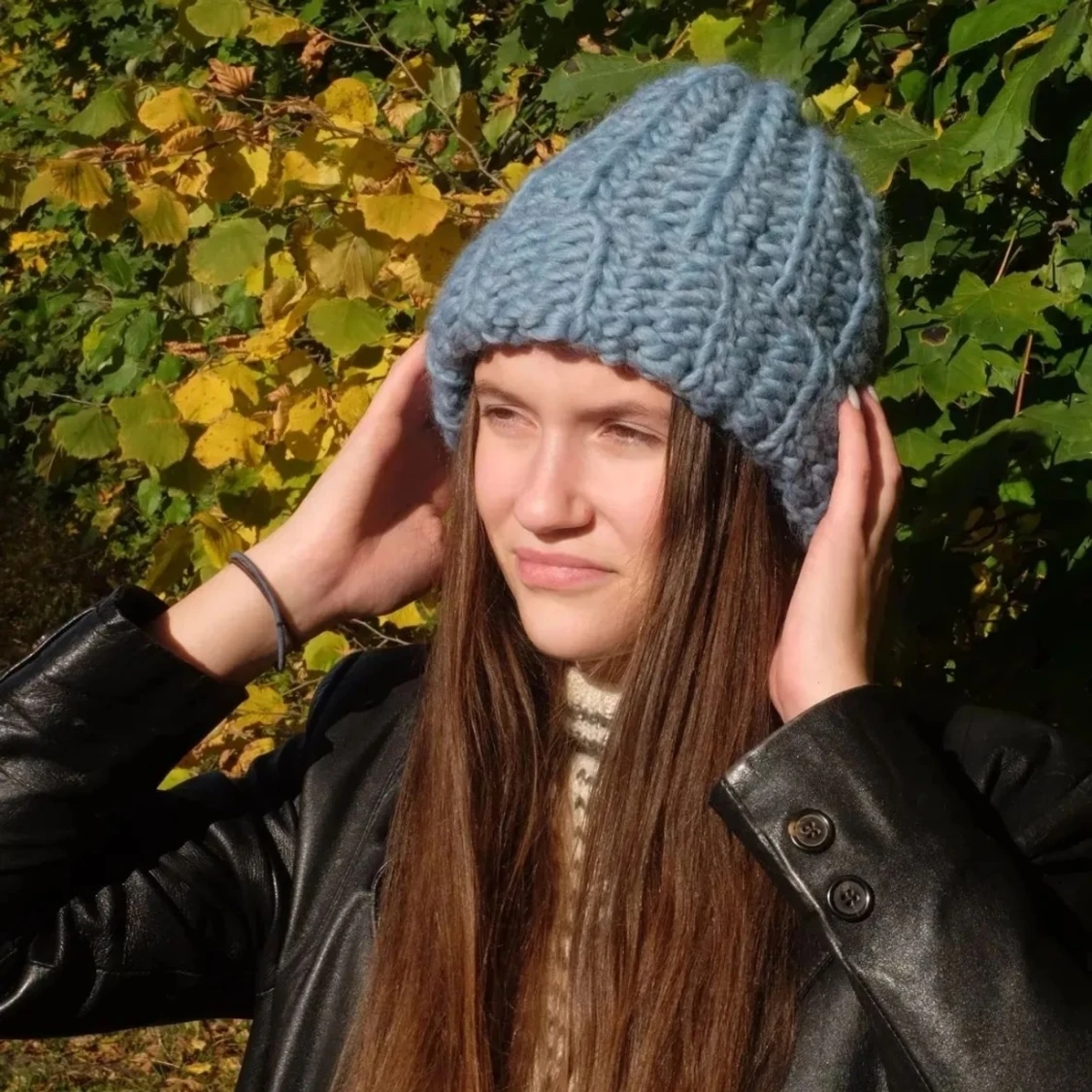 Ljusblå chunky mössa