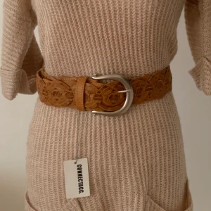 Ljusbrunt bälte - Helt nytt ljusbrunt bälte för 120kr:) ❤️riktig läder.