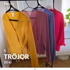 Tröjor  - Nya paketpris 200 varsin 50kr 