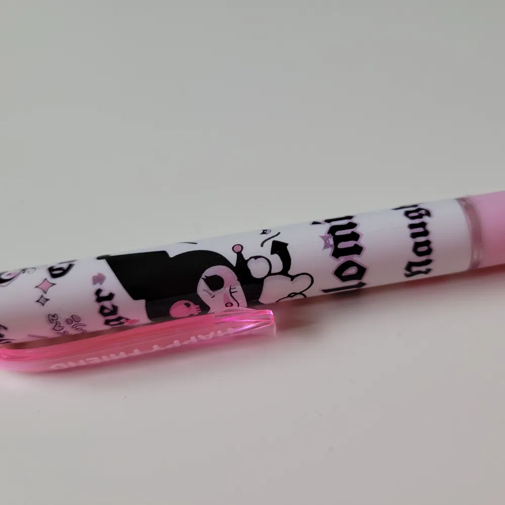 En blyertspenna med kuromi för blyertstift, endast testad. Passar för 0.5s blyertstift.. Accessoarer.