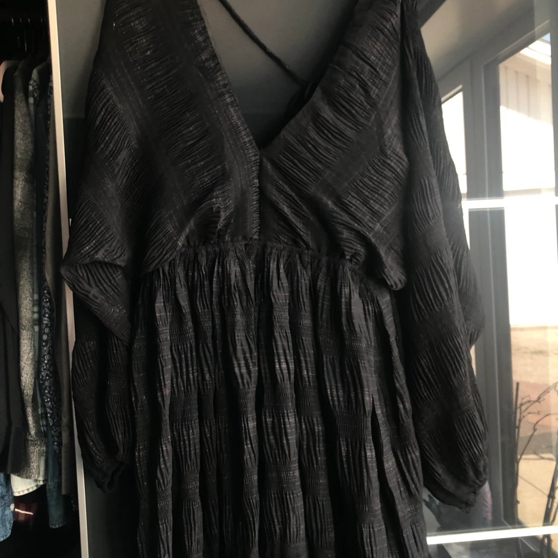 Glittrig klänning - 91