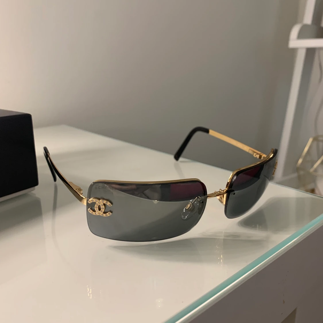 Chanel solglasögon  - 90