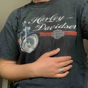  - Sliten Harley Davidson T-shirt  Priset+frakt