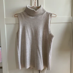 Fin tröja - Fin tröja från Zara i strl S (funkar även för M) 💞 Som ny!