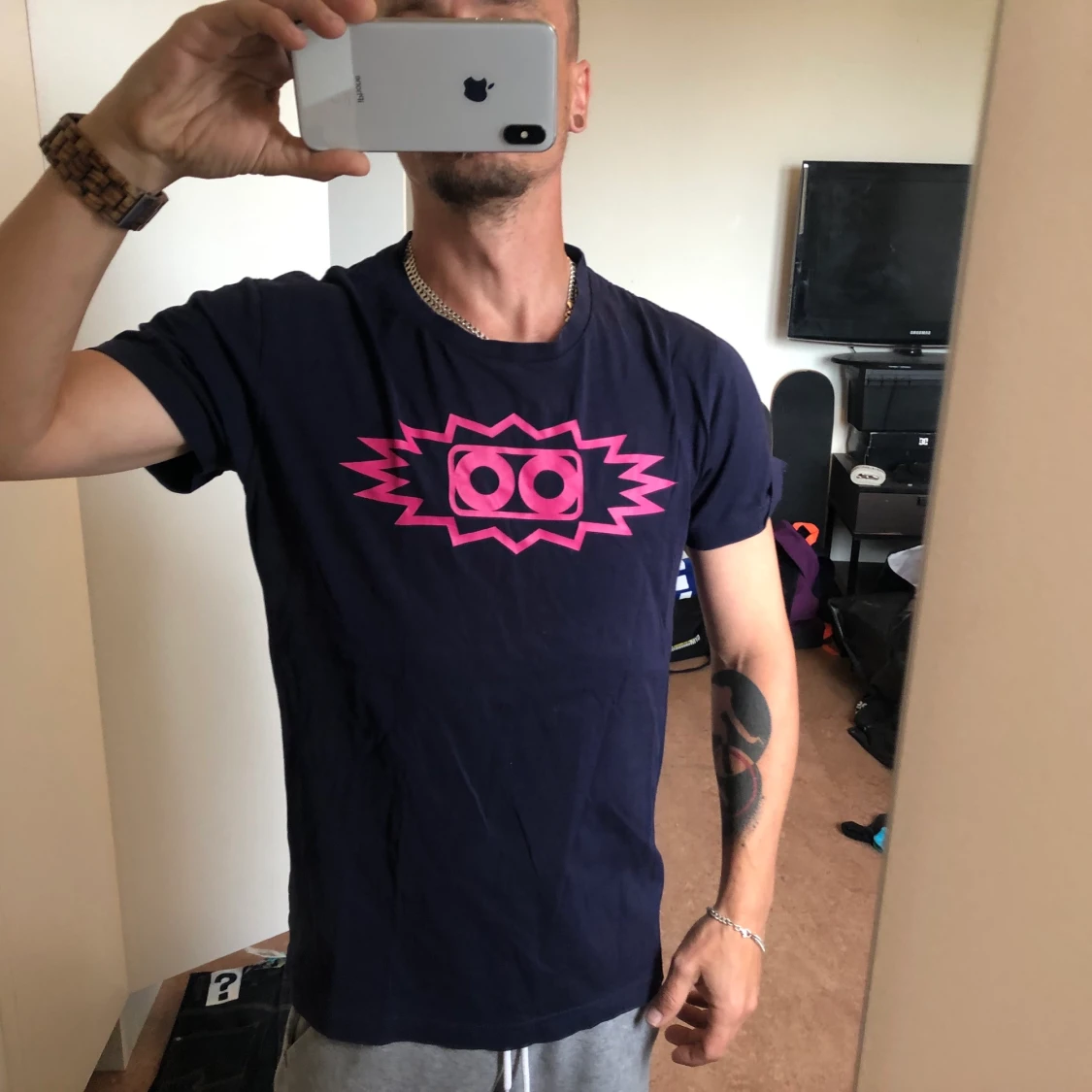 Moods of norway tshirt small